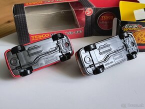 Realtoy / Corgi - Ford Galaxy - 3