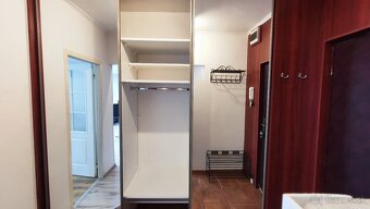 Slnečný 2 izbový byt s nádhernym vyhľadom na les,zariadený - 3