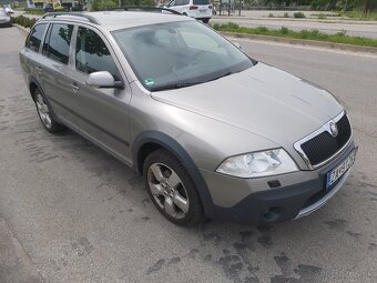 Škoda Octavia Combi 2.0 TDI 4x4 Scout - 3