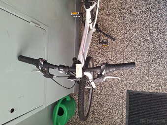 Dievčenský bicykel 24 - 3