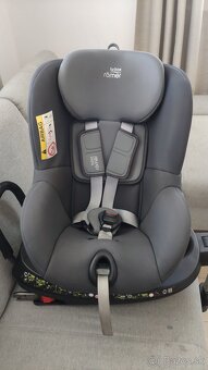 Britax Römer Dualfix M i-size sivá - 3