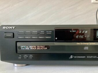 Sony CD 5 changer - 3