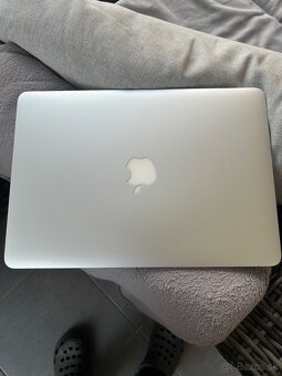 Apple MacBook Air 13” - 3