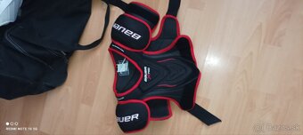 Hokejová výstroj - 3