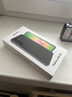 Predám čisto nový nerozbalený Samsung Galaxy A56 5G 256 GB - 3