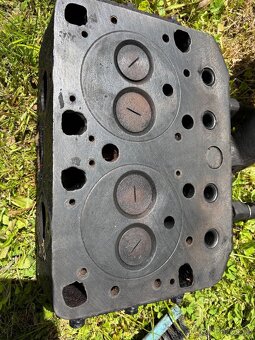 Hlava Zetor 25 - 3