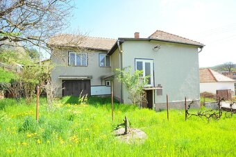 4 izbový poschodový rodinný dom na predaj - 3