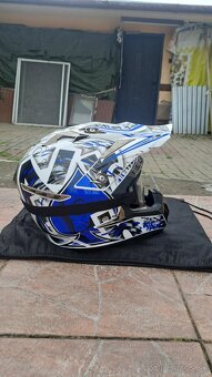 Airoh CR900 XL helma - 3