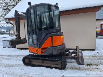 Minibager Hitachi ZX30 - 3