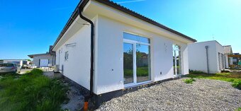 PNORF – skolaudovaný 4i RD, tep. čerpadlo, 561 m2, Krakovany - 3