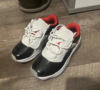 Jordan 11 - 3