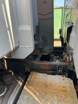 Scania 420, 6x4, r.v2002 - 3