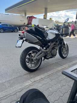 Aprilia - 3