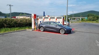 Tesla model 3 Dual motor Long Range - 3