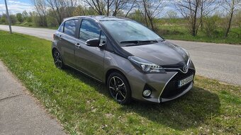 Toyota Yaris 1.5 hybrid A/T 54KW - 3