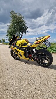 Suzuki Gsxr - 3