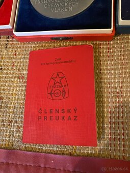 Plakety+člensky preukaz svazarm - 3