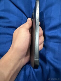 Apple iPhone 16 Pro Max Čierny Titán 256GB - 3