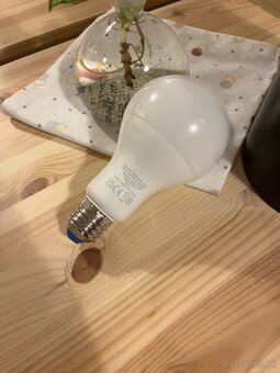 LED 13 W WIZZ inteligentna ziarovka - 3