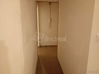 Predaj - 3-izb. - Veľký 3 izbový byt v tichej lokalite… - 3