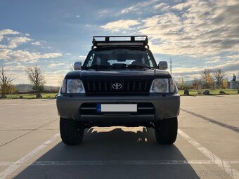 Toyota Land Cruiser J90 - 3