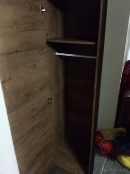 Šatníková skriňa - 3