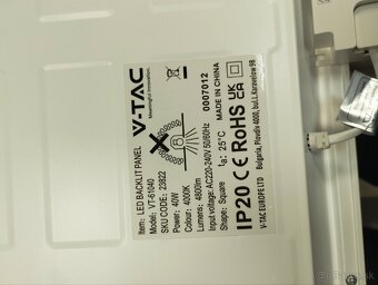 Keď svetlo 60×60 - 3