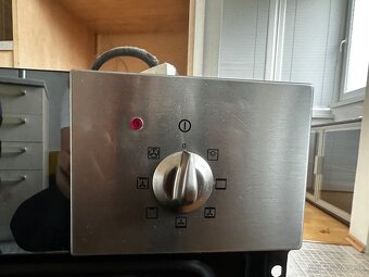 Elektrická vstavaná rúra - 3