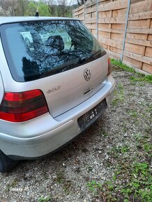 Golf 4 - 3