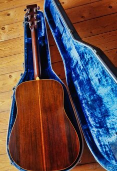 Predám krásny Martin D-28 rok 1975 - 3