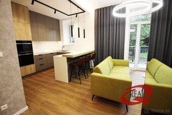 NADŠTANDARDNE VYBAVENÝ BYT V CENTRE MESTA,BEZ PROVÍZIE - 3