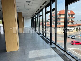 Centrum Galanta - reprezentatívny komerčný priestor, 423 m2 - 3