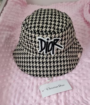 Klobúk Dior - 3