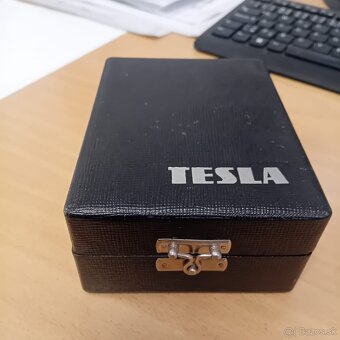 Predám zberateľský mikrofón Tesla v etui - 3