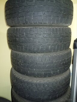215/60R17 109/107T - 3