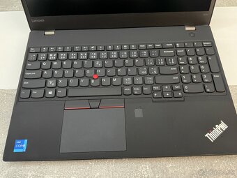 Lenovo Thinkpad T570 - 3