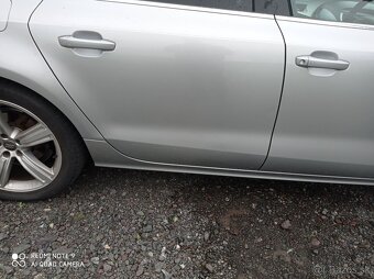 Pravé zadné blatníkové svetlo audi A7 2012 Dvere Audi A7 - 3