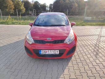 KIA Rio 2013 63kw Hatchback benzín - 3