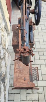 Obuvnícky aj na kožu šijací stroj Singer - 3