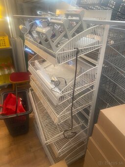 Regale zariadenie - 3