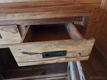Komoda z masívu - 3