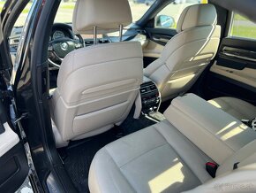 BMW 7 xDrive - 3