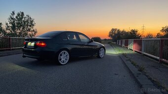 BMW E90 318d 90kw - 3
