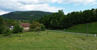 Stavajte okamžite -pozemok s povolením a prípojkami II - 3