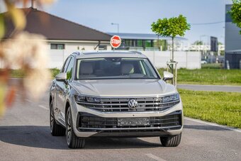 VW TOUAREG Elegance 3.0l V6 TDI SCR 4MOTION 210kW (286PS) - 3