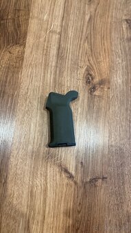 Predam WAS single elastic mag pouch + Magpul K2+ pistol grip - 3