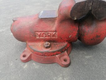Predám zverák YORK 100 - 3