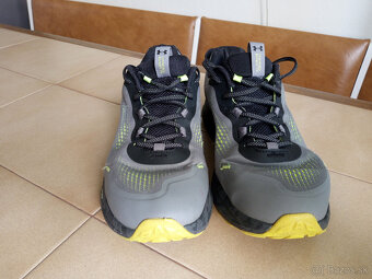 Panske bezecke tenisky UNDER ARMOUR CHarged Bandit - 3