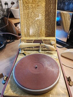 Kufrikovy gramofon - 3