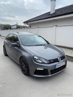 VW Golf R 4x4 2.0tsi -aj na splátky - 3